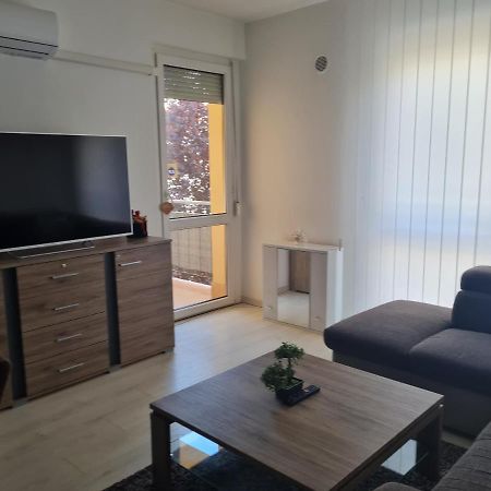 Urban Apartman Lägenhet Miskolc Exteriör bild